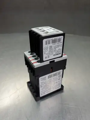 Siemens 3RT10151AK61 Contactor w/3RH19111FA11 Contactor. 4D51