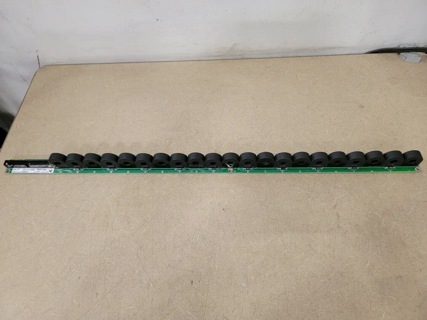 USED VERIS INDUSTRIES H704-42/1