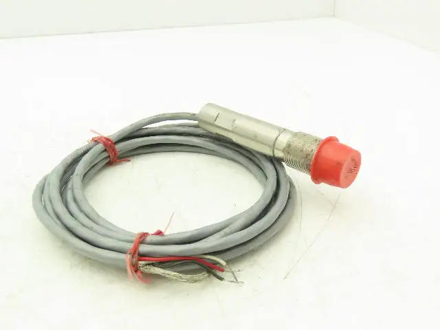 Airpax 4-0115 94M Speed Sensor 3-Wire 4.25" OAL 0.8" Dia Head 7/8"-32 Thread