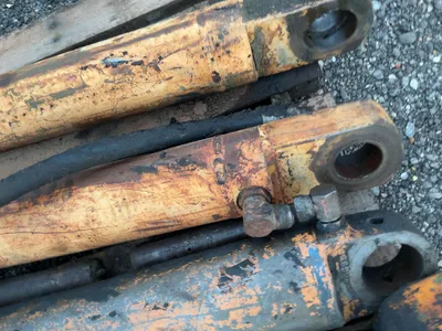 Used _UNKNOWN_ _UNKNOWN_ Hydraulic Cylinders Michigan US | Miedema Asset Management Group #1301538