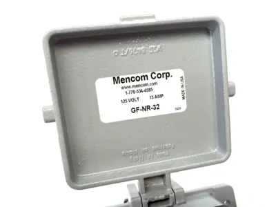 USED MENCOM PANEL INTERFACE CONNECTOR W/ GFCI DUPLEX OUTLET, NO RESET