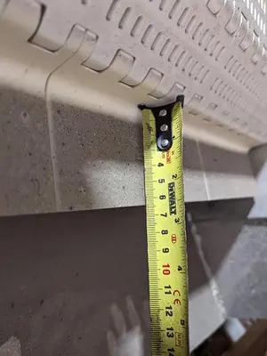 Incline Conveyor with Dump Station