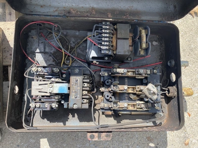 Used _UNKNOWN_ _UNKNOWN_ Switchgears Michigan US | Miedema Asset Management Group #1402553