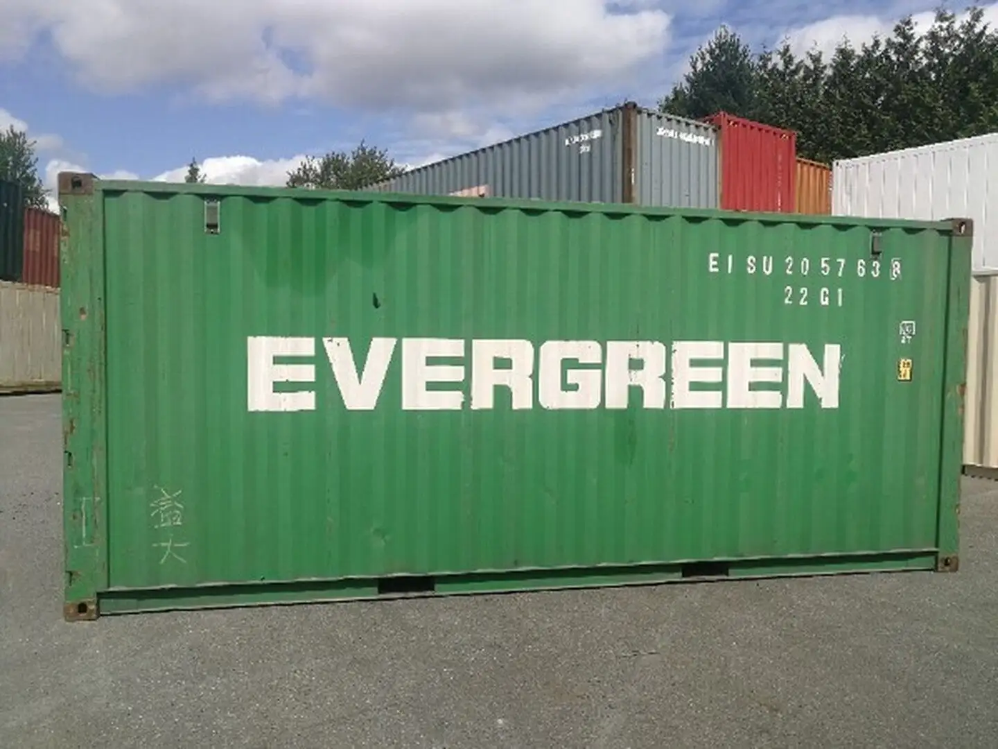 20 ft Standard Shipping Container - EISU2057638