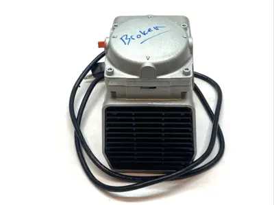 Used Gast Compressor Vacuum Pump 115V 60psi 4.2A 60Hz Vacuum Pumps Michigan US | Maverick Industrial Sales #1393263