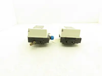 FlowServe EP2402-00 Positioner 1.5-6 bar 22-87 psi 375 Ohm 7.5-30vDC Lot of 2