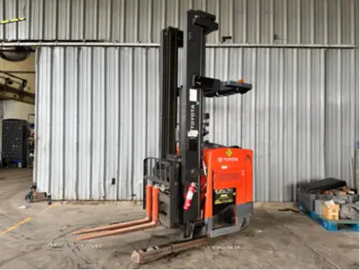 Used 2016 TOYOTA 9BDRU15 Reach Trucks Pennsylvania US | National Lift Equipment #1382240