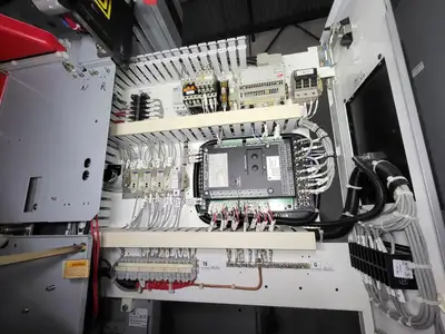USED 2002 SQUARE D EG44D