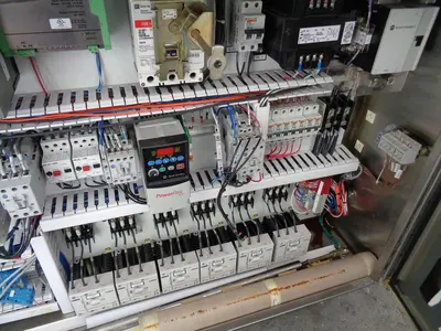 USED 2000 AM MANUFACTURING APACHE 24