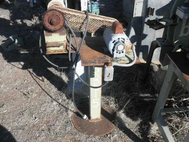 Used GRINDER - Misc Industrial Equipment | Power Zone Equipment #971496