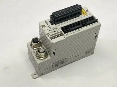 USED KEYENCE SL-R11