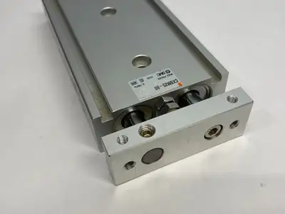 USED SMC DUAL-ROD GUIDED SLIDE CYLINDER 25MM BORE, 80MM STROKE