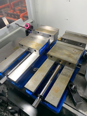 2025 HAAS VF-2SS Vertical Machining Centers | PM Machines (22)