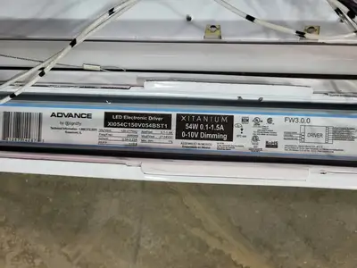 NEW DAY-BRITE FSS470L840-UNV