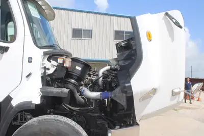 Used 2017 FREIGHTLINER 114SD Rolloff Trucks Texas US | Roll Off Truck World #1491741