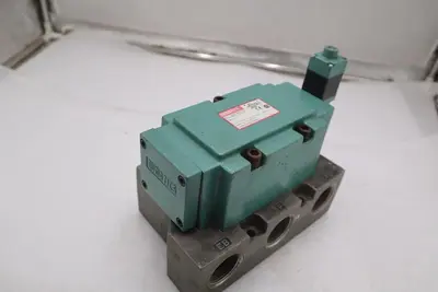 NUMATICS 140BA400K000030 SOLENOID VALVE 140 SERIES - STOCK GF779