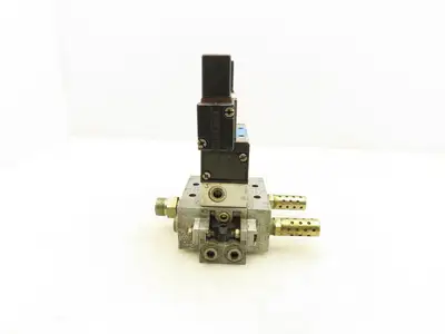 Festo JMVH-5/2-D-1-C Pneumatic Solenoid Valve Manifold Assembly 24VDC 3/8" NPT