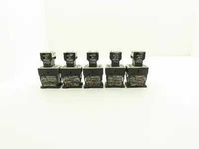 Siemens DIL MC15-01 Contactor 10Hp 600v 3Ph Accessory Block 400v 4A Lot of 5