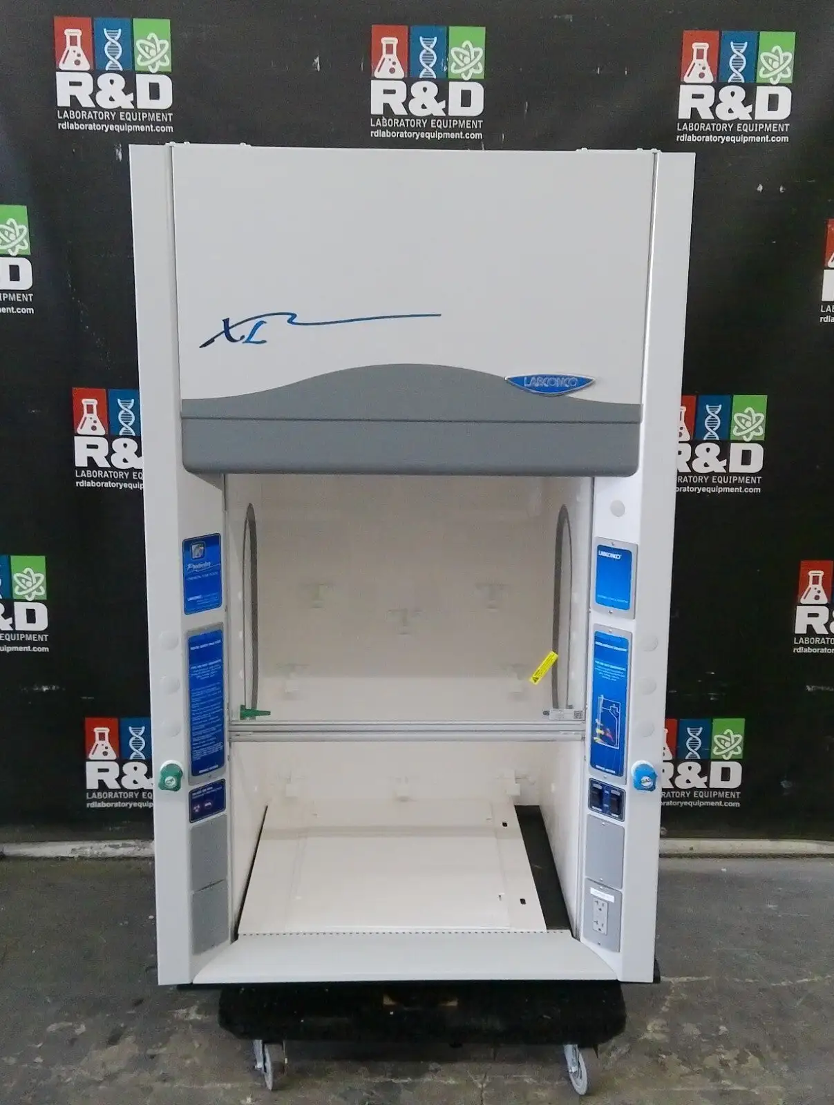 Labconco 3ft Fume Hood XL Protector with Work Surface & Alarm, 2022 NEW OPEN BOX