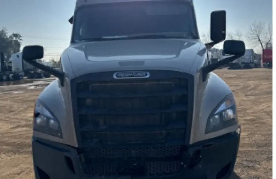 USED 2019 FREIGHTLINER CASCADIA