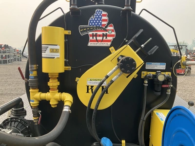 Used 2023 ASPHALT SEALCOAT TRAILER Liquid Supply Trailers Michigan US | Miedema Asset Management Group #1314096