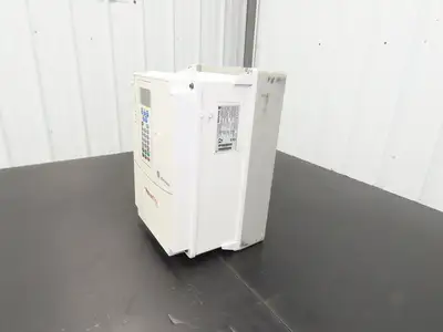 Allen Bradley 20AD040C3AYNANC0 PowerFlex 70 AC Drive 30Hp 480VAC 3Ph 40A Ser A