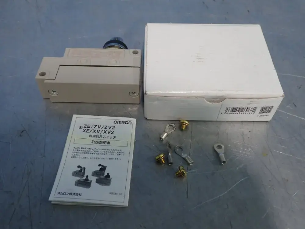 NEW OMRON ZV2N222