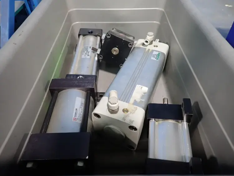 Used HYDROLINE, PARKER, TURNACT, NUMATICS _UNKNOWN_ Cylinders | HGR 24 #731533