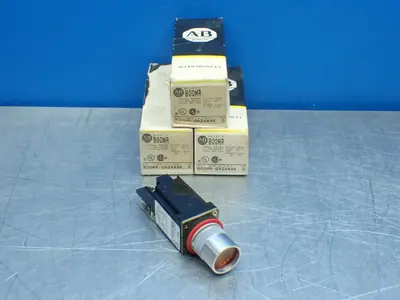 NEW ALLENBRADLEY 800TH4804B