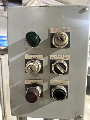 USED 2005 MULTIPRESS MULTIPRESS M5P-8 PRESS