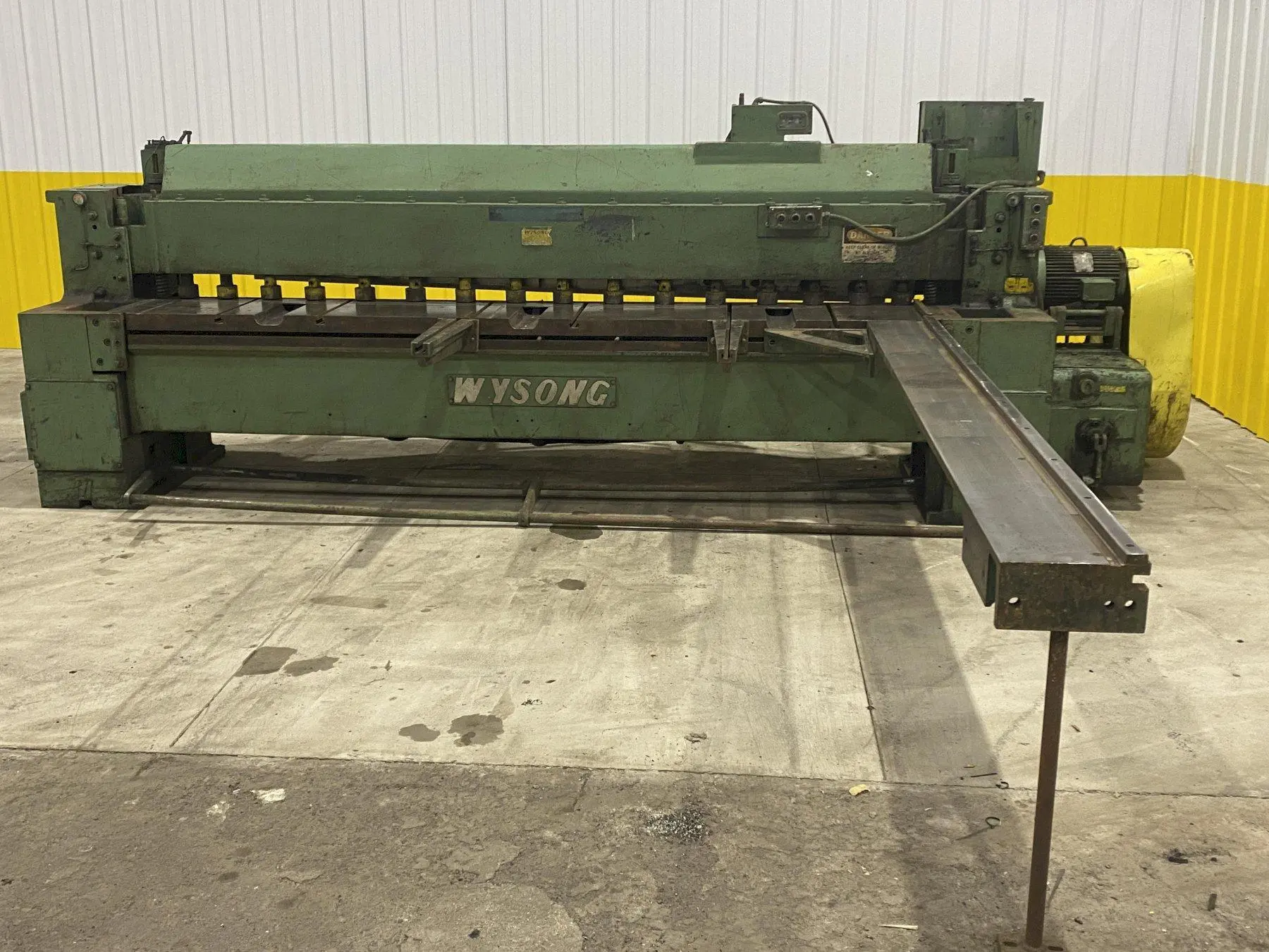 10' X 1/4" WYSONG MODEL #1025 MECHANICAL POWER SQUARING SHEAR: STOCK #20267