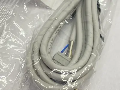 NEW SMC FLOW SWITCH CONNECTION CABLE 4-WIRE 2M LENGTH