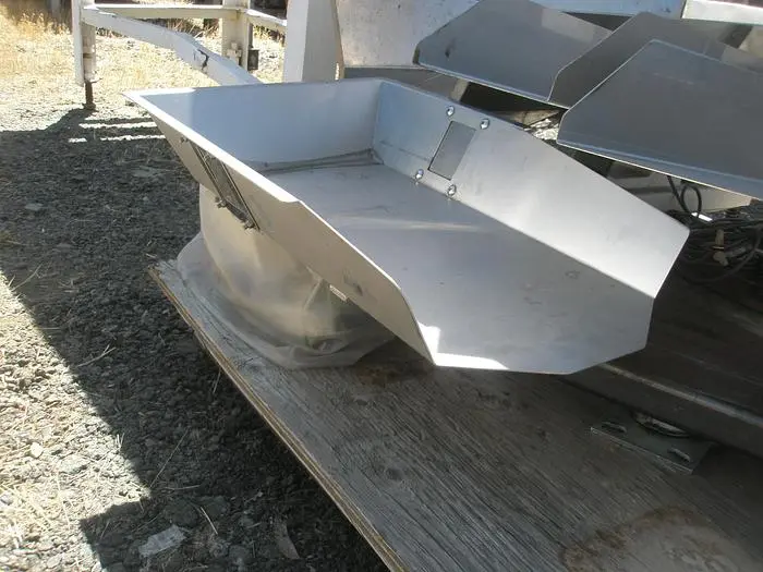 Feeder, Vibratory, 10" X 22", S/st, Electro-Magnet Driven, #C736625