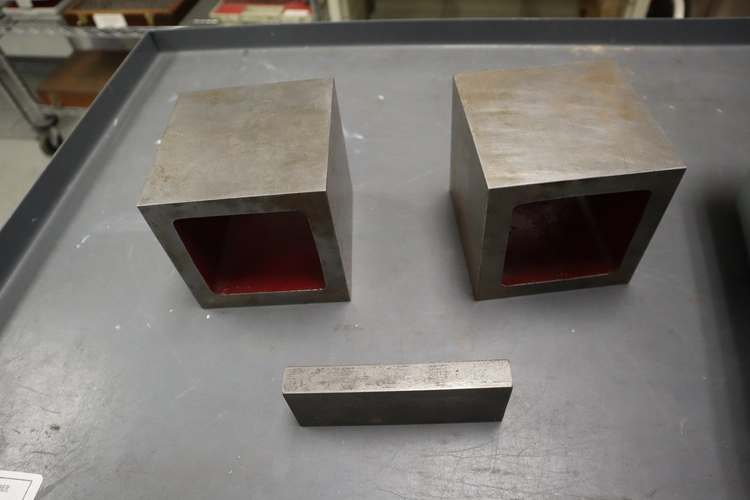 Used GENERIC GENERIC Workholding (Misc) Minnesota US | Machinesused.com #1377465