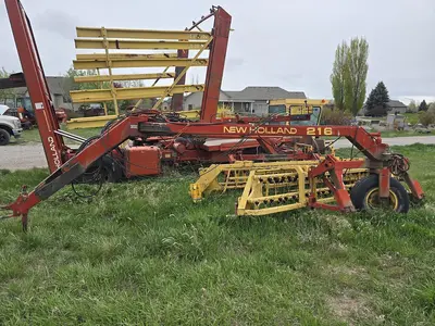 USED NEW HOLLAND 216