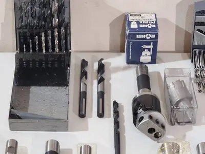L@@K Commercial Grade Milling / Drill Press with Many Accessories W@W