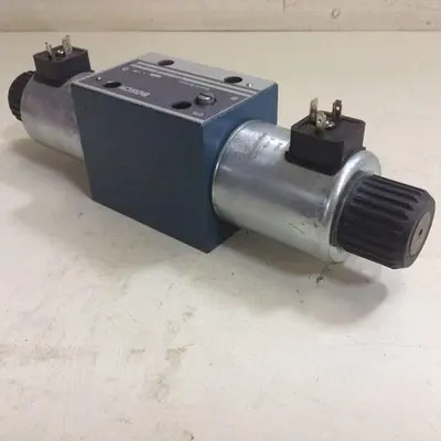 USED BOSCH 0 810 001 776