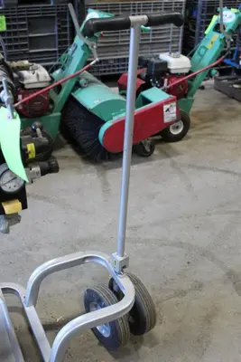 2006 GRACO 24C264 PUMP | Levy Recovery Group (19)