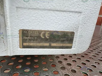 USED ADIXEN UNKNOWN MODEL ROTARY VANE VACUUM PUMP 220/240V