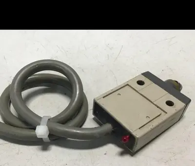 Used OMRON D4C-3402 Relays & Switches Michigan US | Ideal Machinery #575544