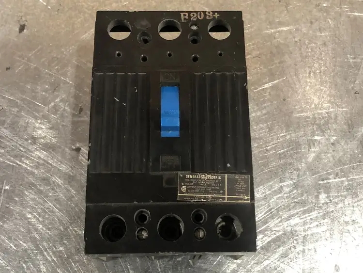 Used GENERAL ELECTRIC THQD32150 Switchgears British Columbia CA | Lenmark #244378