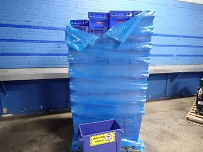 Rubbermaid 18 1/2" X 9" X 24" Plastic Recycle Bins