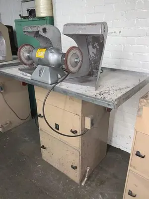3610-550 Baldor 2-Speed Double End Plastic/Metals Buffing Unit, with Handler Dust Collector