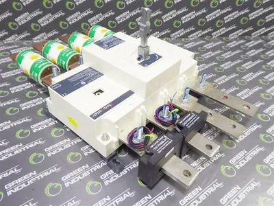 Socomec 27PV4032 SIRCO PV 325A Photovotaic Disconnect Switch Used