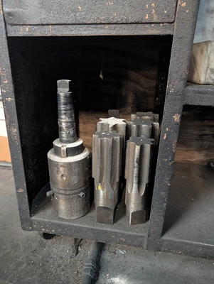 Used _UNKNOWN_ _UNKNOWN_ Taps & Dies Texas US | IRS Auction #1320685