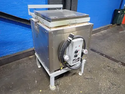 18" X 18" X 18" Kiln
