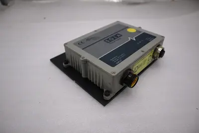 LOT OF 2 - SOLA SCP 100S24X-CP POWER SUPPLY 50/60/400HZ STOCK H1716