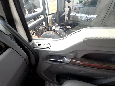 USED 2016 KENWORTH T680