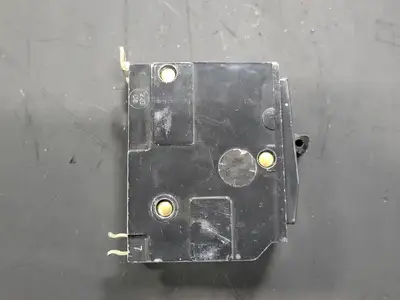 Used SQUARE D QOB215 Switchgears British Columbia CA | Lenmark #242065