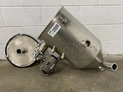 Lidded Hoppers With Butterfly Valves